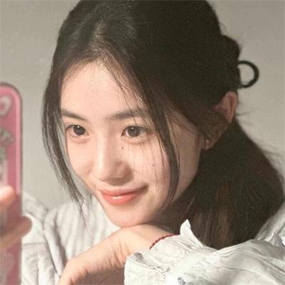 葛洛莉亚·贝尔